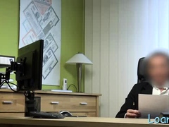 Sassy young girlfriend does her best to cum