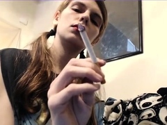 PrincessCica – Red Lipstick and a Menthol Cigarette